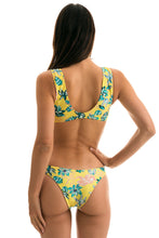 Charger l'image dans la galerie, Model Back: Rio De Sol Haut Top Florescer Highleg
