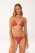 Charger l'image dans la galerie, Model Front: Wednesday In Hawaii By Rio De Sol Bas Bottom Pua-Coco-Guava Waimea
