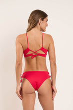 Charger l'image dans la galerie, Model Back: Rio De Sol Ensemble Set Matte-Red Camille Madrid