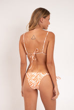 Charger l'image dans la galerie, Model Back: Rio De Sol Haut Top Sahari Lia