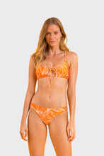 Charger l'image dans la galerie, Model Front: Rio De Sol Ensemble Set Trail-Orange Tank-Tie Essential-Comfy