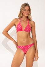 Charger l'image dans la galerie, Model Front: Wednesday In Hawaii By Rio De Sol Bas Bottom Kiko-Guava Oahu