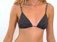 Charger et lire la vidéo dans la visionneuse de la Galerie, Video: Rio De Sol Bas Bottom Linea-Black Cheeky-Tie