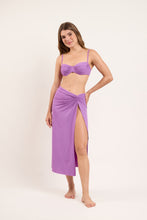 Charger l'image dans la galerie, Model Front: Rio De Sol Jupe De Page Bio-Floreira Long Skirt Knot