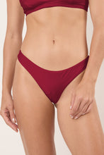 Charger l'image dans la galerie, Gallery: Rio De Sol Bas Bottom Touch-Carmim Essential