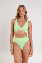 Charger l'image dans la galerie, Model Front: Rio De Sol Haut Top Sand-Menta Chantal
