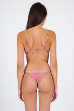 Charger l'image dans la galerie, Model Back: Rio De Sol Ensemble Set Shimmer-Confetti Tri-Fixo California
