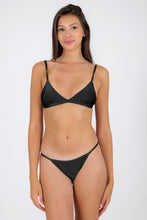 Charger l'image dans la galerie, Model Front: Rio De Sol Haut Top Shimmer-Black Tri-Fixo
