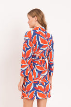 Charger l'image dans la galerie, Model Back: Rio De Sol Chemise Leaves Chemise
