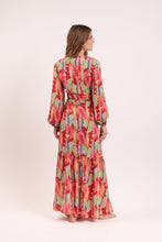 Charger l'image dans la galerie, Model Back: Rio De Sol Vêtement De Plage Sea-Bloom Long Dress Verona
