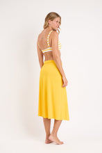 Charger l'image dans la galerie, Model Back: Rio De Sol Jupe De Page Bio-Luz-Solar Long Skirt Knot
