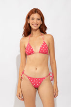 Charger l'image dans la galerie, Model Front: Wednesday In Hawaii By Rio De Sol Bas Bottom Kiko-Guava Kaleia
