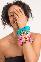 Charger l'image dans la galerie, Image 02: Rio De Sol Chouchou Amore-Pink Scrunchie
