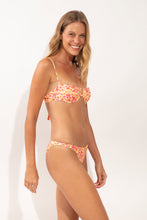 Charger l'image dans la galerie, Image 04: Rio De Sol Haut Top Ditsy-Butter Juliette
