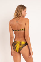 Charger l'image dans la galerie, Model Back: Rio De Sol Ensemble Set Luxor Bandeau-Joy Essential-Comfy
