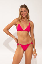 Charger l'image dans la galerie, Model Front: Wednesday In Hawaii By Rio De Sol Ensemble Set Guava Ana Isla
