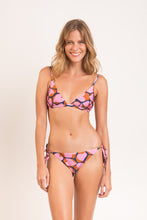 Charger l'image dans la galerie, Model Front: Rio De Sol Haut Top Amore-Pink Tri-Fixo
