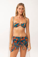 Charger l'image dans la galerie, Model Front: Rio De Sol Jupe De Page Luma Mini Skirt Ruched
