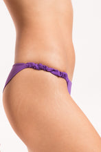Charger l'image dans la galerie, Image 10: Rio De Sol Bas Bottom Amuleto Cheeky-Crispy
