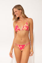 Charger l'image dans la galerie, Image 06: Wednesday In Hawaii By Rio De Sol Haut Top Pua-Guava Ana
