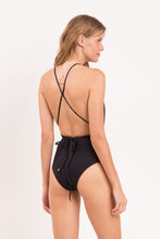 Charger l'image dans la galerie, Model Back: Rio De Sol Une Pièce Shimmer-Black New Vegas
