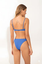 Charger l'image dans la galerie, Model Back: Wednesday In Hawaii By Rio De Sol Haut Top Pacifica Shell
