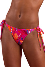 Charger l'image dans la galerie, Gallery: Rio De Sol Bas Bottom Flavors Cheeky-Tie
