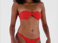 Charger et lire la vidéo dans la visionneuse de la Galerie, Video: Rio De Sol Ensemble Set Rouge Twist Leblon
