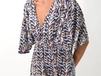 Charger et lire la vidéo dans la visionneuse de la Galerie, Video: Rio De Sol Mini Dress Ikat Mini Dress
