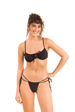 Charger l&#39;image dans la galerie, Model Front: Rio De Sol Bas Bottom Dots-Black Pipa
