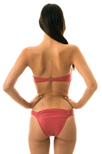 Charger l&#39;image dans la galerie, Model Back: Rio De Sol Bas Bottom Kiwanda Madras Band Comfort
