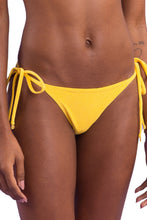 Charger l&#39;image dans la galerie, Gallery: Rio De Sol Bas Bottom Malibu-Yellow Cheeky-Tie
