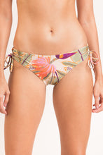 Charger l&#39;image dans la galerie, Gallery: Rio De Sol Bas Bottom Oasis Madrid
