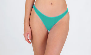 Model Front: Rio De Sol Bas Bottom Opal Essential-Comfy