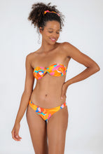 Charger l&#39;image dans la galerie, Model Front: Rio De Sol Bas Bottom Orange-Bloom Nice
