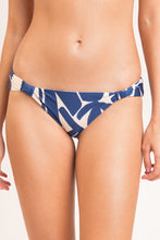 Charger l&#39;image dans la galerie, Gallery: Rio De Sol Bas Bottom Pottery Mel-Comfy

