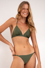 Charger l&#39;image dans la galerie, Image 08: Rio De Sol Bas Bottom Shimmer-Croco Cheeky-Noa
