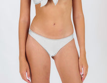 Charger l&#39;image dans la galerie, Gallery: Rio De Sol Bas Bottom Shimmer-White Essential
