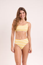 Charger l&#39;image dans la galerie, Model Front: Rio De Sol Bas Bottom Sunshine Hotpants
