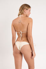 Charger l&#39;image dans la galerie, Model Back: Rio De Sol Bas Bottom Touch-Natural Frufru
