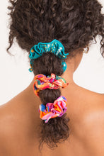 Charger l&#39;image dans la galerie, Image 05: Rio De Sol Chouchou Love-Trip Scrunchie
