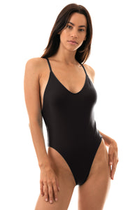 Model Front: Rio De Sol Une Pièce Preto Hype