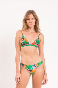 Model Front: Rio De Sol Ensemble Set Delight Tri-Fixo Essential