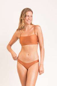Image 03: Rio De Sol Ensemble Set Nocciola Bandeau-Reto High-Leg