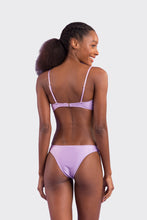 Charger l&#39;image dans la galerie, Model Back: Rio De Sol Ensemble Set Shimmer-Harmonia Bandeau-Joy Essential
