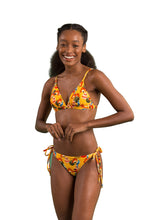 Charger l&#39;image dans la galerie, Model Front: Rio De Sol Ensemble Set Stories Tri-Fixo Cheeky-Micro
