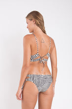 Charger l&#39;image dans la galerie, Model Back: Rio De Sol Haut Top Collage Camille
