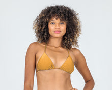 Charger l&#39;image dans la galerie, Model Front: Rio De Sol Haut Top Damasco Tri-Inv
