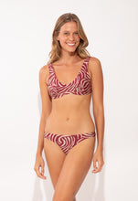 Charger l&#39;image dans la galerie, Model Front: Rio De Sol Haut Top Dune Hera
