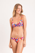 Charger l&#39;image dans la galerie, Model Front: Rio De Sol Haut Top Funny Bralette
